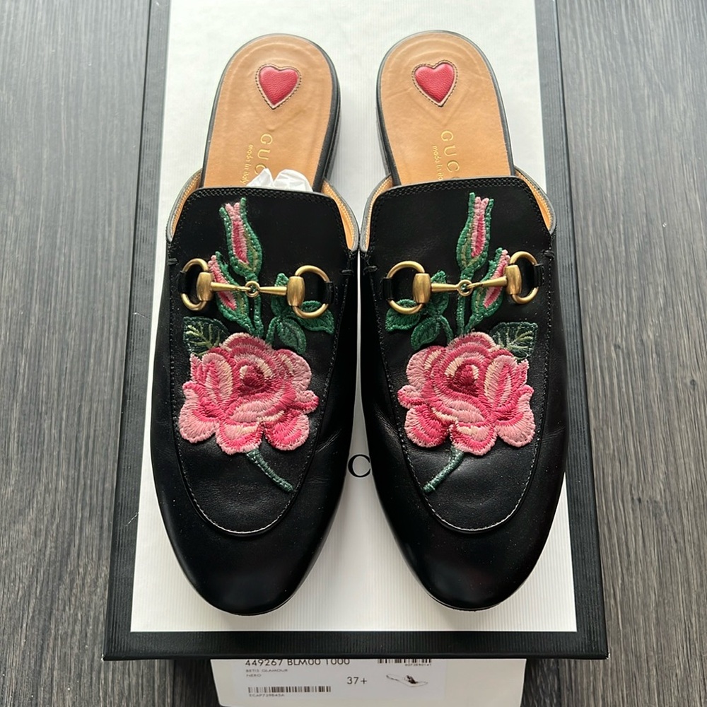 Gucci slippers